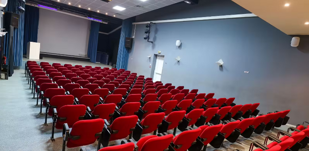 Salle de conférence du centre Igesa Porquerolles